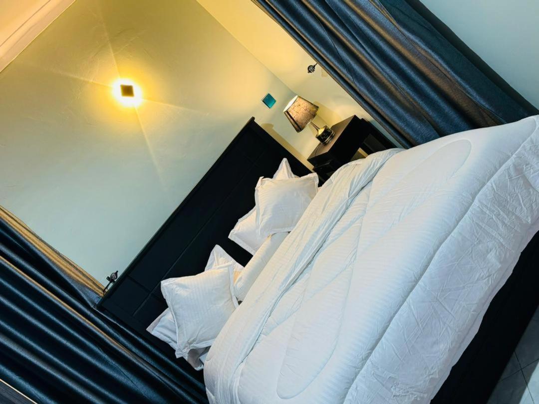 Sequoia Living Bed & Breakfast Kampala Bagian luar foto
